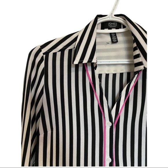 Jones New York black/white stripe bell sleeve pink trim button Front v neck top - Picture 2 of 7